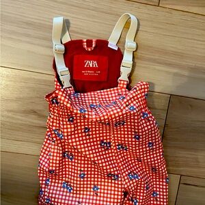 Cutest NWOT Zara Fleece Lined Waterproof Bibs, 12-18 mos